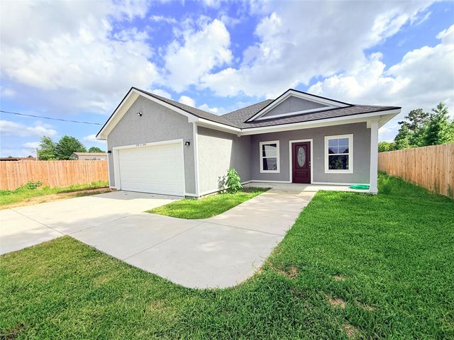 2750 County Road 3540, Cleveland, TX 77327