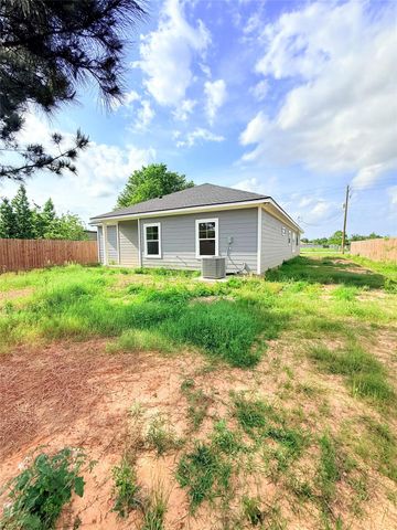 2750 County Road 3540, Cleveland, TX 77327