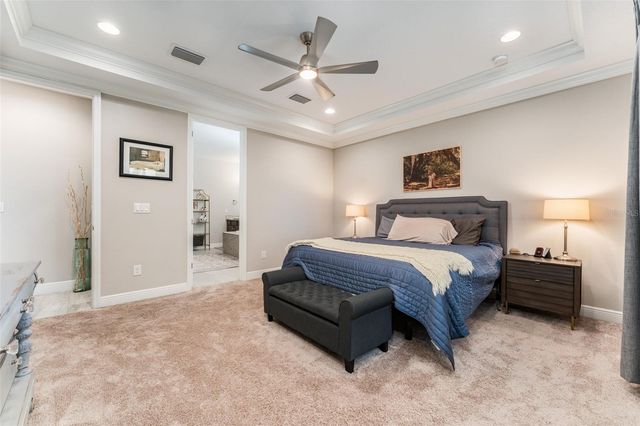 14610 RED CASTLE AVE, Lithia, FL 33547
