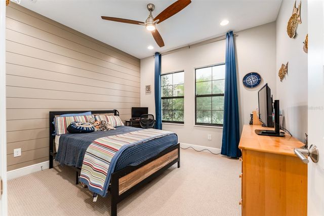 14610 RED CASTLE AVE, Lithia, FL 33547