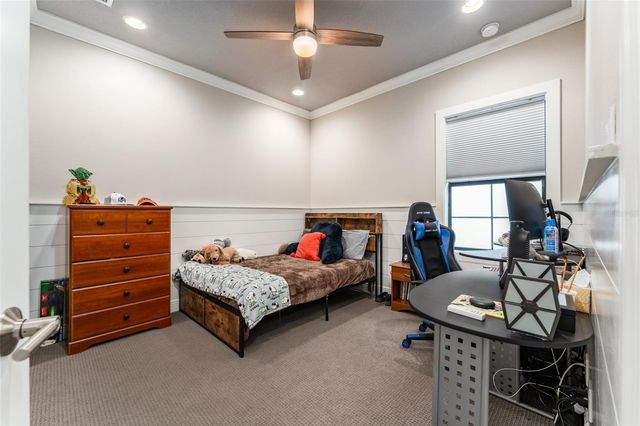 14610 RED CASTLE AVE, Lithia, FL 33547