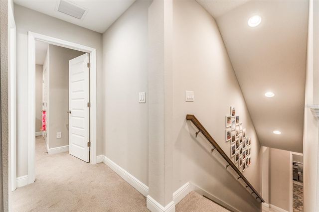 14610 RED CASTLE AVE, Lithia, FL 33547