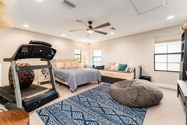 14610 RED CASTLE AVE, Lithia, FL 33547