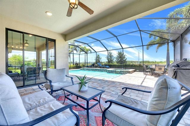 14610 RED CASTLE AVE, Lithia, FL 33547