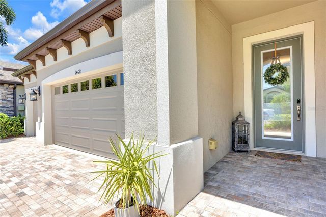 14610 RED CASTLE AVE, Lithia, FL 33547