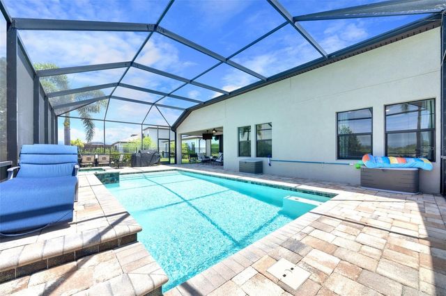 14610 RED CASTLE AVE, Lithia, FL 33547