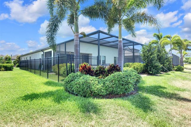 14610 RED CASTLE AVE, Lithia, FL 33547