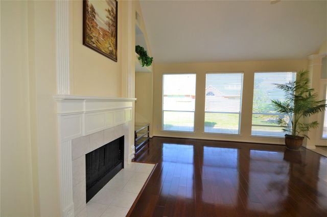 1711 Emma Cove Court, Sugar Land, TX 77479