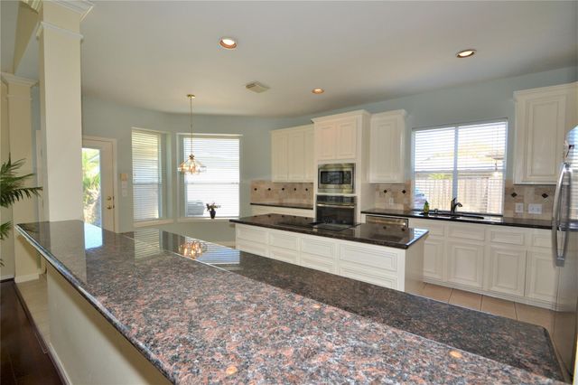 1711 Emma Cove Court, Sugar Land, TX 77479