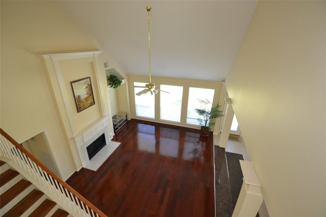 1711 Emma Cove Court, Sugar Land, TX 77479
