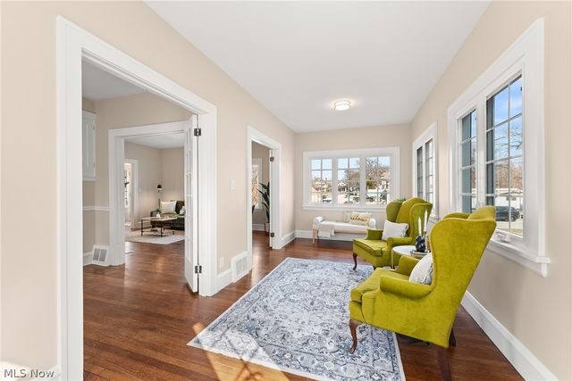 1472 Belle Avenue, Lakewood, OH 44107