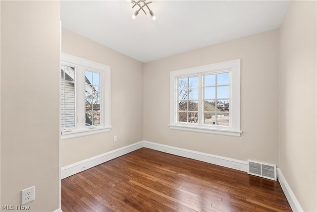 1472 Belle Avenue, Lakewood, OH 44107