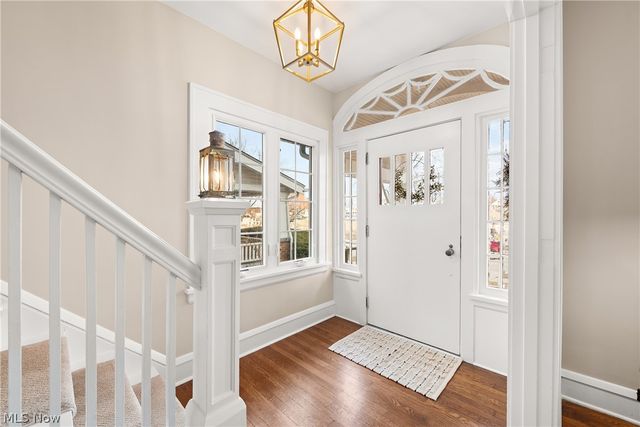 1472 Belle Avenue, Lakewood, OH 44107