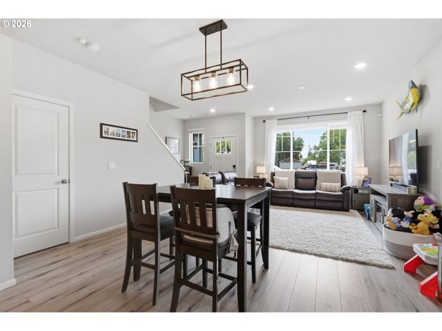 31389 Nw NORTH Ave, North Plains, OR 97133