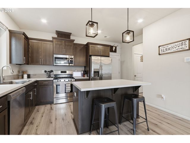 31389 Nw NORTH Ave, North Plains, OR 97133
