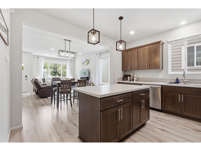 31389 Nw NORTH Ave, North Plains, OR 97133