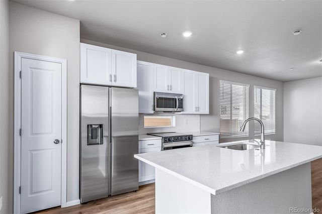 616 Wagon Wheel Way, Bennett, CO 80102