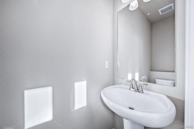 616 Wagon Wheel Way, Bennett, CO 80102