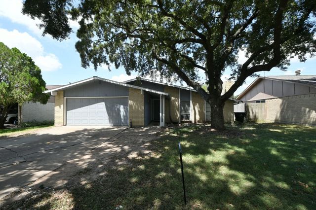 4935 Gretna Green Drive, Houston, TX 77084