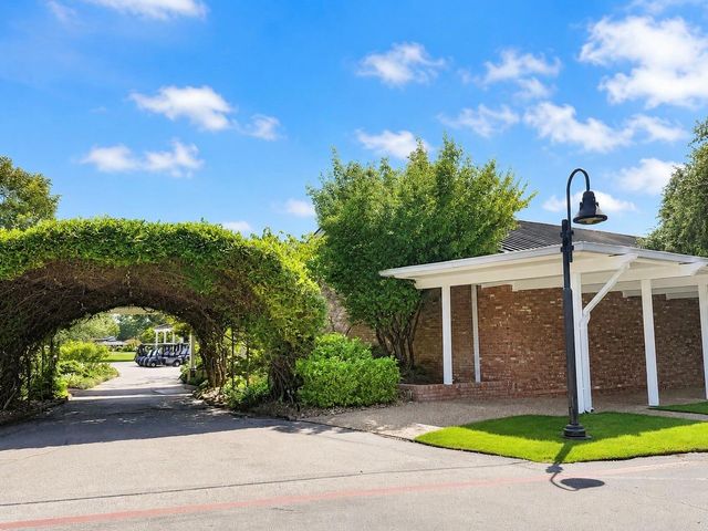 6502 T Bar M Boulevard, Houston, TX 77069