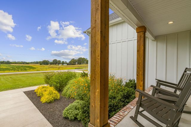 5675 Minnis Rd, Springfield, TN 37172