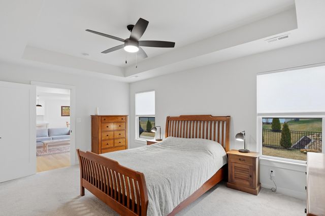 527 TOMAHAWK DR, Columbia, MO 65203