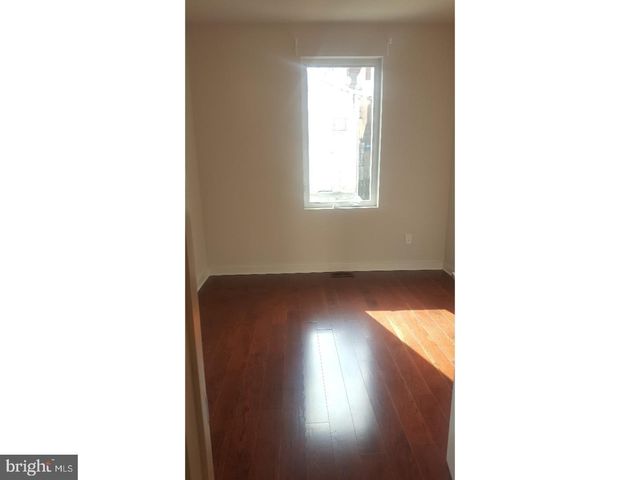 1014 MOUNT VERNON ST, Philadelphia, PA 19123