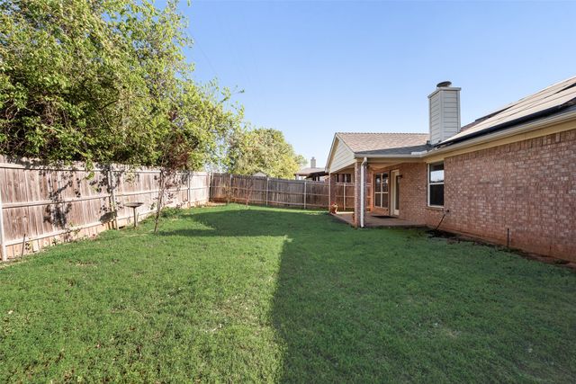 236 Goldeneye Lane, Fort Worth, TX 76120