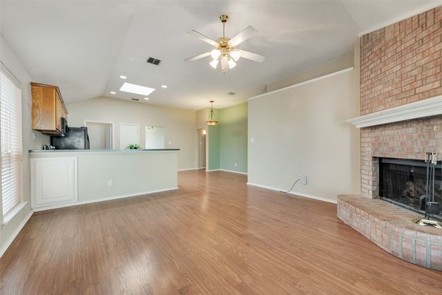 236 Goldeneye Lane, Fort Worth, TX 76120