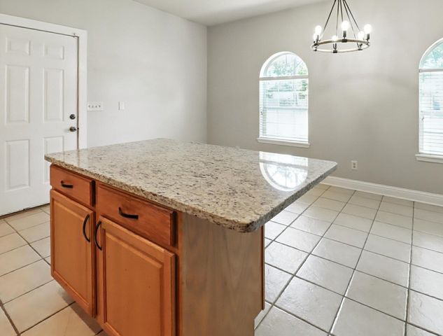 126 E Hoyt Dr, Longview, TX 75601