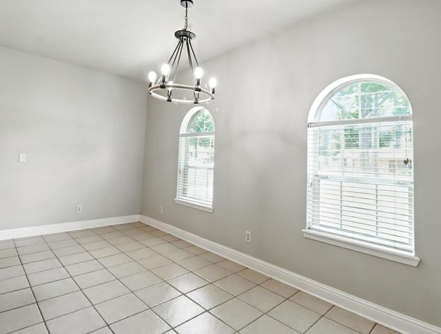 126 E Hoyt Dr, Longview, TX 75601