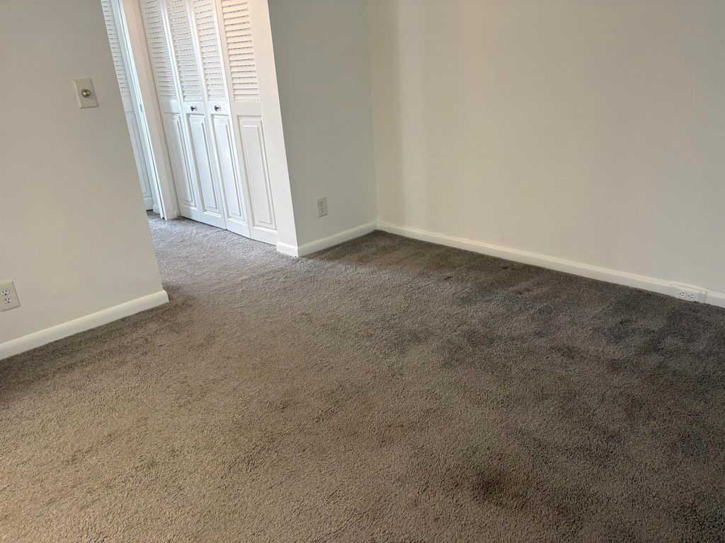 Image 4 of property listing at 398 Mansfield J 398 J, Boca Raton, FL 33434