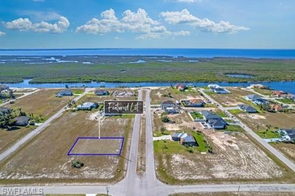 4604 Jacaranda PKWY W, CAPE CORAL, FL 33993 — photo 3