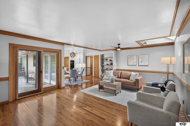 10612 Monroe Street, Omaha, NE 68127
