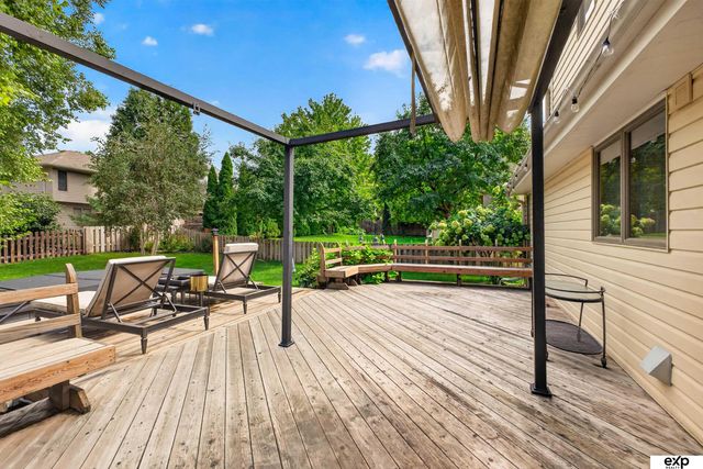 10612 Monroe Street, Omaha, NE 68127