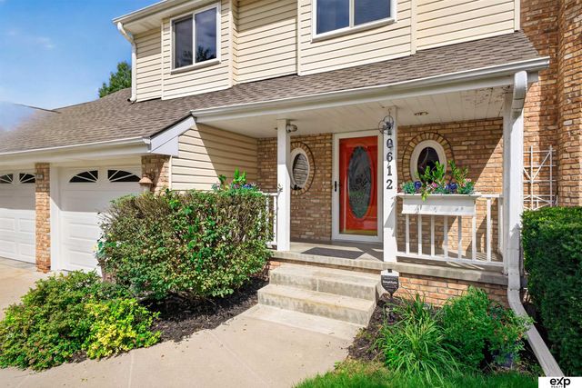 10612 Monroe Street, Omaha, NE 68127