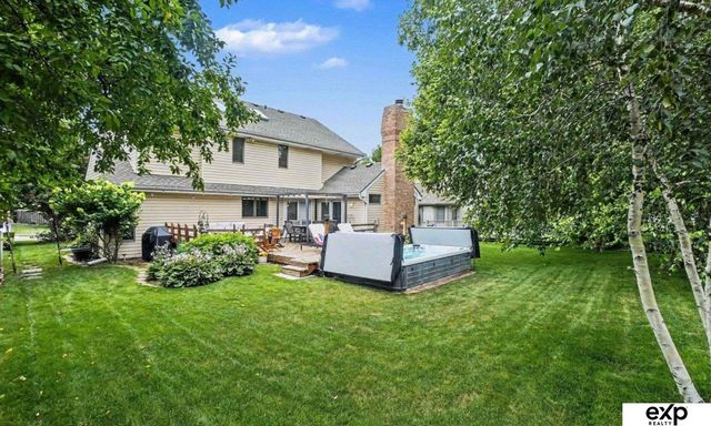 10612 Monroe Street, Omaha, NE 68127