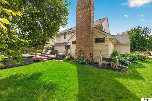 10612 Monroe Street, Omaha, NE 68127
