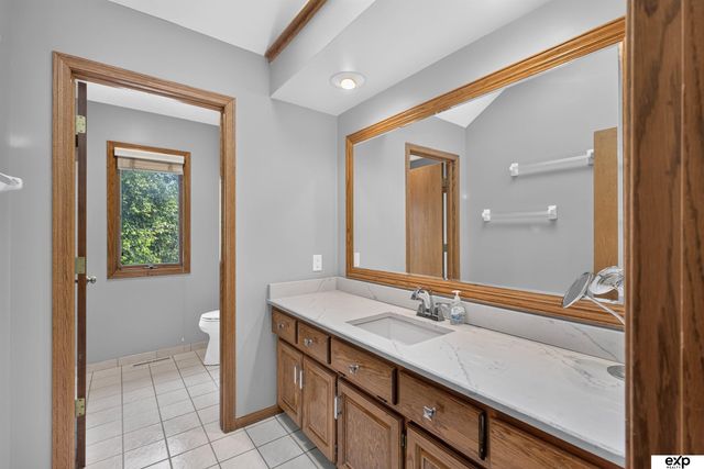 10612 Monroe Street, Omaha, NE 68127