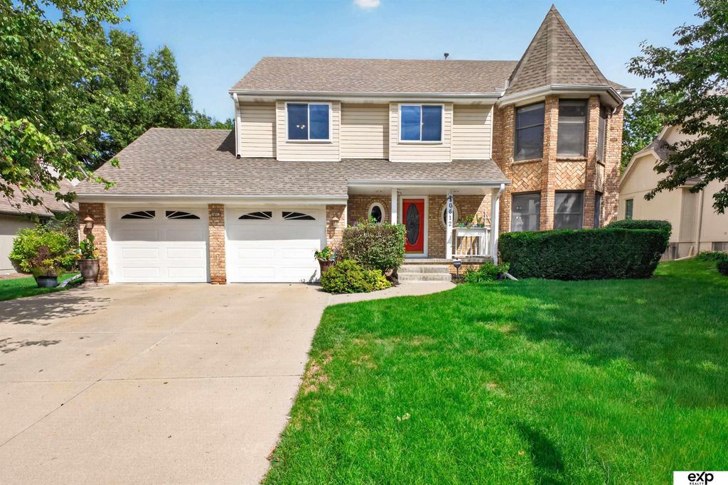 10612 Monroe Street, Omaha, NE 68127