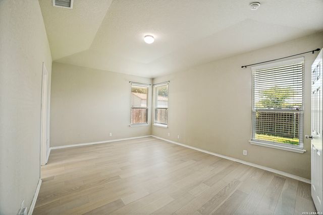 6818 FORT BND, San Antonio, TX 78223