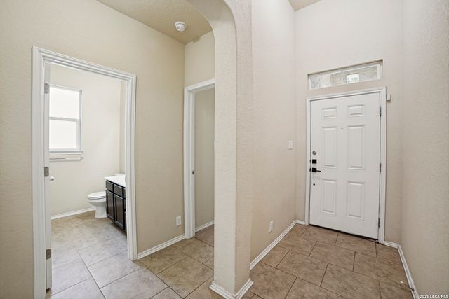 6818 FORT BND, San Antonio, TX 78223