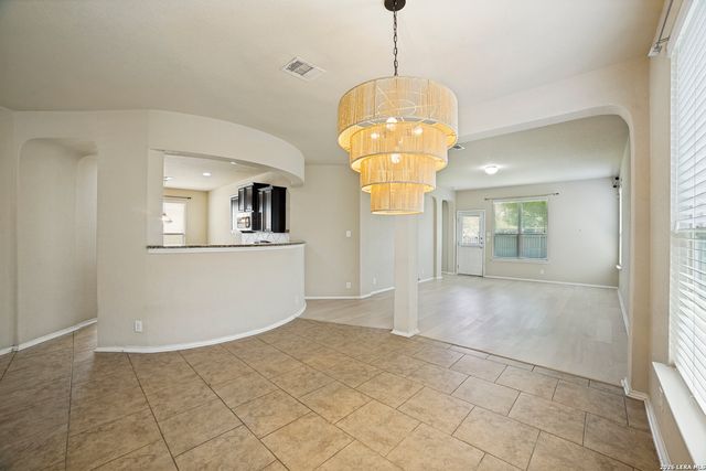 6818 FORT BND, San Antonio, TX 78223