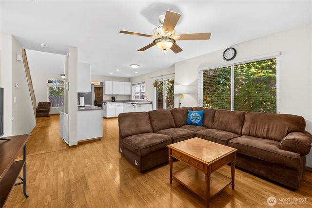 4721 Parkside Drive SE, Lacey, WA 98503