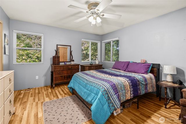 4721 Parkside Drive SE, Lacey, WA 98503