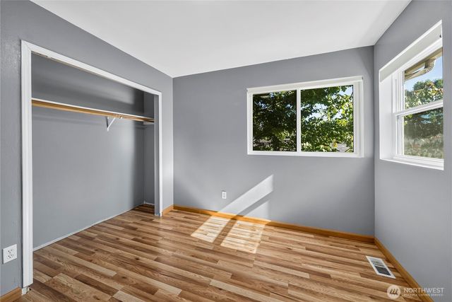 4721 Parkside Drive SE, Lacey, WA 98503