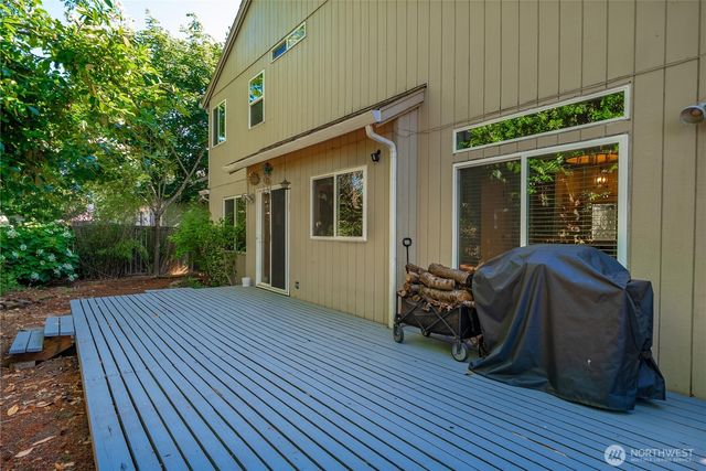 4721 Parkside Drive SE, Lacey, WA 98503