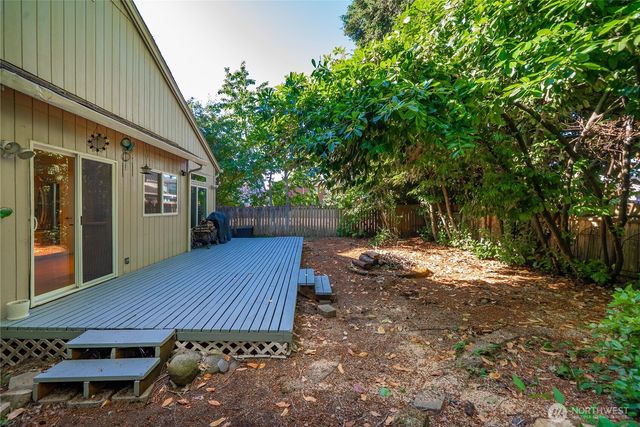 4721 Parkside Drive SE, Lacey, WA 98503