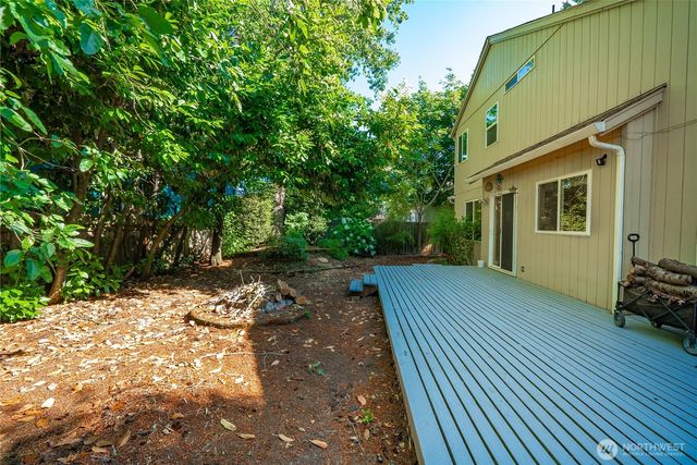 4721 Parkside Drive SE, Lacey, WA 98503