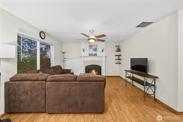 4721 Parkside Drive SE, Lacey, WA 98503